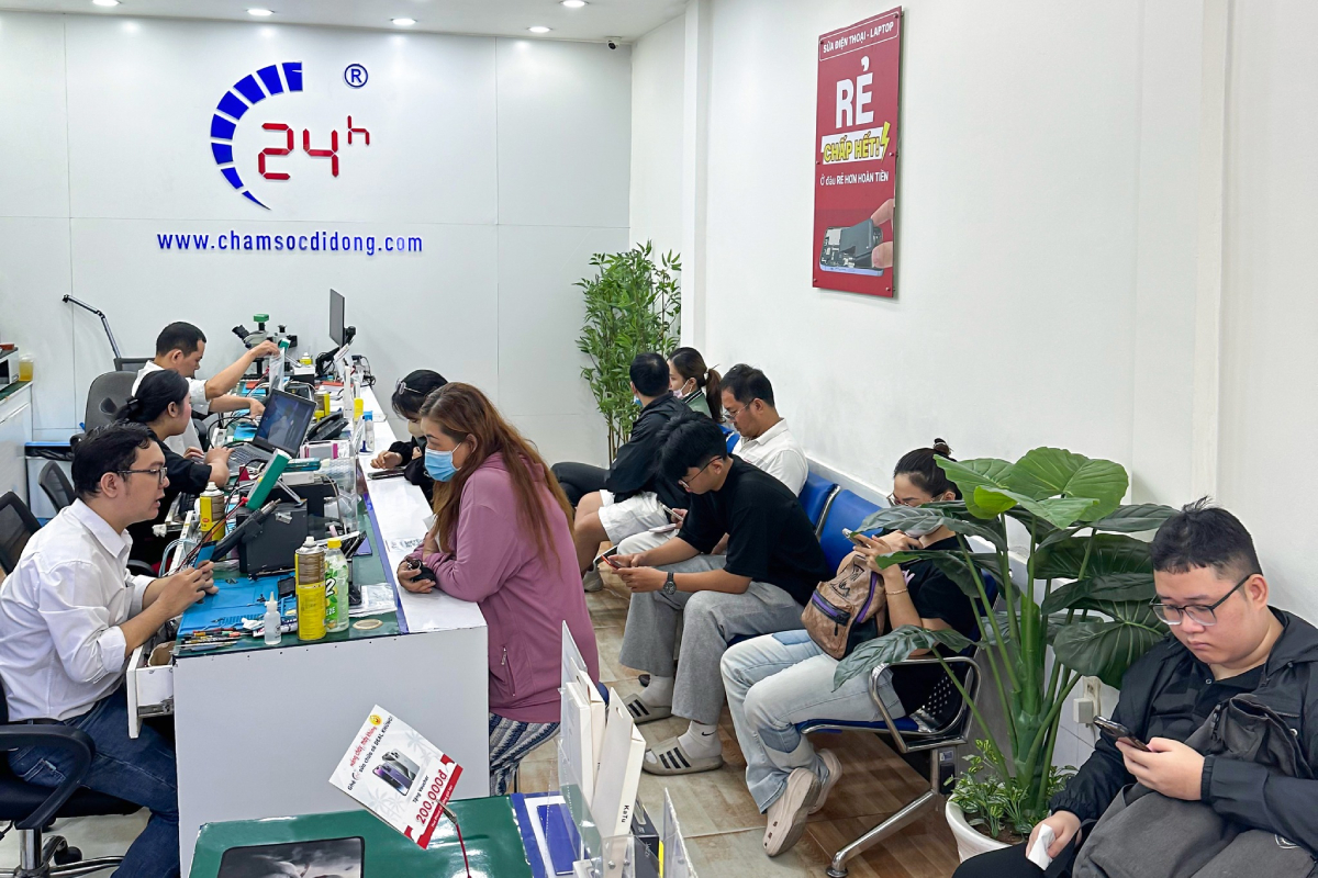 Khách sửa tại 24hCare 5