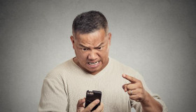 Vì sao smartphone vào mạng chậm?