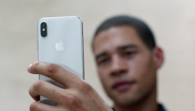 Chế độ Portrait Lightning trên iPhone X được Apple thiết kế ra sao?