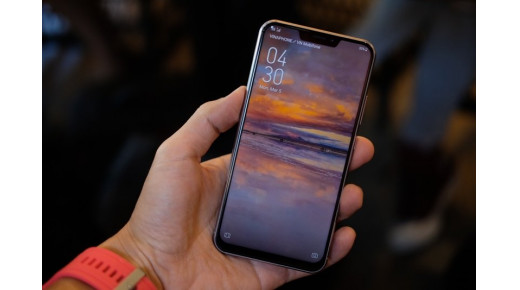 Top 3 smartphone “tai thỏ” tốt nhất ngoài iPhone X bạn nên sở hữu