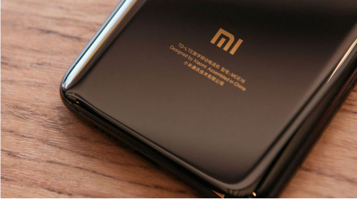 Lộ diện hộp bán lẻ Xiaomi Mi 8 cùng tính năng GPS băng tần kép của Broadcom