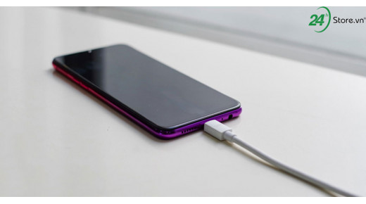 So tốc độ sạc nhanh, Oppo F9 là vô đối so với iPhone X