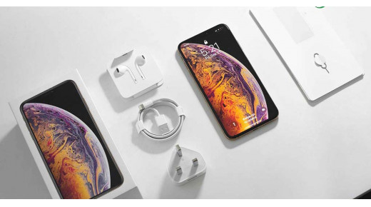 Cận cảnh đập hộp iPhone Xs Max siêu chất tại 24hStore