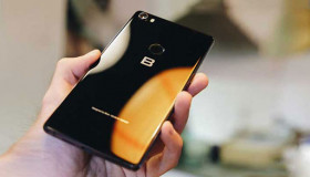 BKAV chính thức ra mắt Bphone 3: camera đơn Ai giá dưới 7 triệu