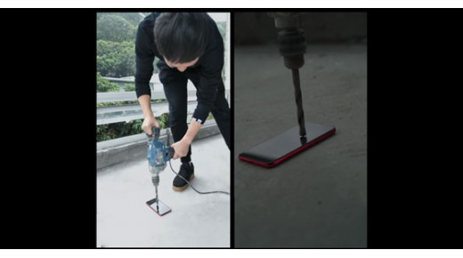 Xiaomi Redmi Note 7 vẫn nguyên vẹn khi bị tra tấn bằng máy khoan