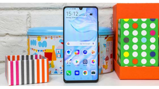 Huawei P30 và P30 Pro trình làng: Màn hình OLED tràn viền, 4 camera 40MP ấn tượng