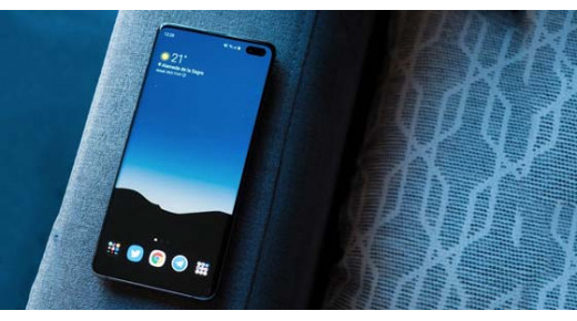 Samsung Galaxy S10 Plus vừa được bầu chọn là chiếc smartphone đáng mua nhất năm 2019