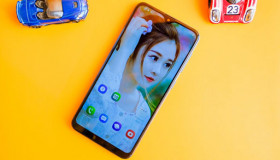 Samsung Galaxy M10: Camera góc rộng, giá cực rẻ dưới 3 triệu đồng