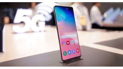 Trên tay Samsung Galaxy S10 5G: Liệu chăng mặt lưng bằng “Gốm" có tạo nên điều khác biệt