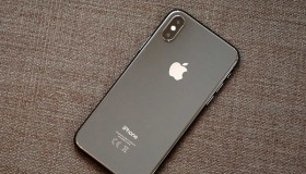 iPhone X chỉ có 2 màu chính thức liệu có đúng hay không?