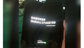 Rò rỉ hình ảnh thực tế, tên và camera của Samsung Galaxy Z Fold 2