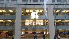Góc lịch sử: Apple Store vắng khách ngày mở bán iPhone 12