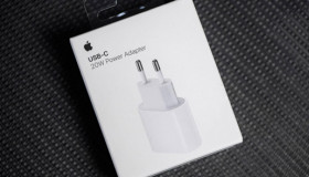 iPhone 12 khan hàng, củ sạc Apple cũng khan theo
