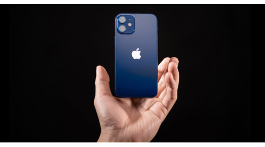Đánh giá iPhone 12 Mini: Em út nhà Apple có gì hấp dẫn?