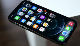 Lý do iPhone ngày càng mỏng và bền hơn