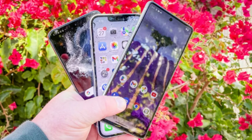 Màn hình iPhone 14 vs. Galaxy S22 vs. Pixel 7: Độ nét, độ sáng hay độ dày viền?