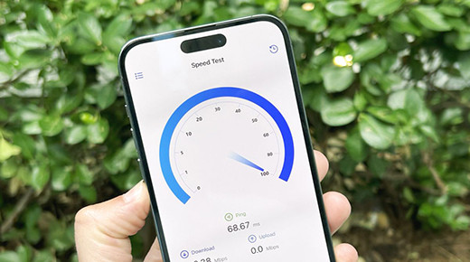 Vượt qua Galaxy Z Fold4, iPhone 14 Pro Max dẫn đầu bảng xếp hạng tốc độ 5G