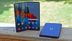 So sánh Samsung Galaxy Z Fold4 và Microsoft Surface Duo 2: Đâu là chiếc điện thoại màn hình gập đáng mua nhất?