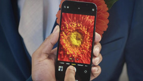 Lấy nét ảnh chụp tùy ý bằng cách tắt Auto Macro trên iPhone 14 Series