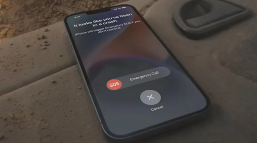 Crash Detection trên iPhone 14 giúp cảnh sát kịp thời giải cứu 6 người gặp tai nạn xe tải
