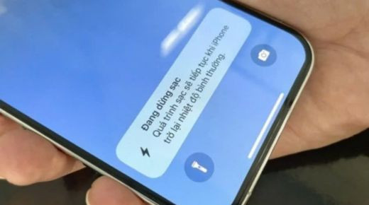 Dấu hiệu nhận biết iPhone đang sạc chậm