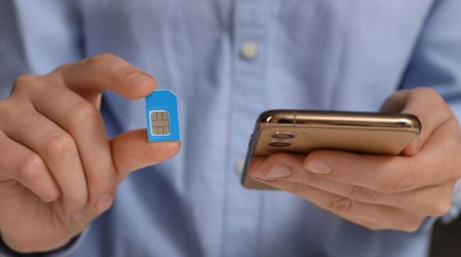 Mẹo tháo lắp SIM iPhone nhanh gọn không cần que chọc SIM