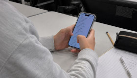 Sinh viên có nên mua iPhone cũ? Những điều cần biết trước khi xuống tiền