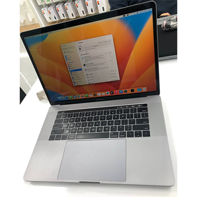 macbook-pro-15-inch-2017-mau-gray-2
