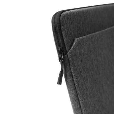 tui-chong-soc-tomtoc-slim-macbook-1314-inch-a18c2-3