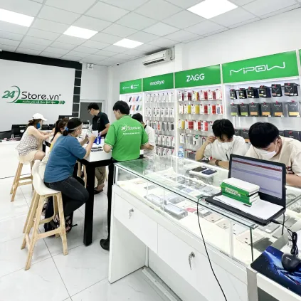 Khách tại 24hStore Care 1