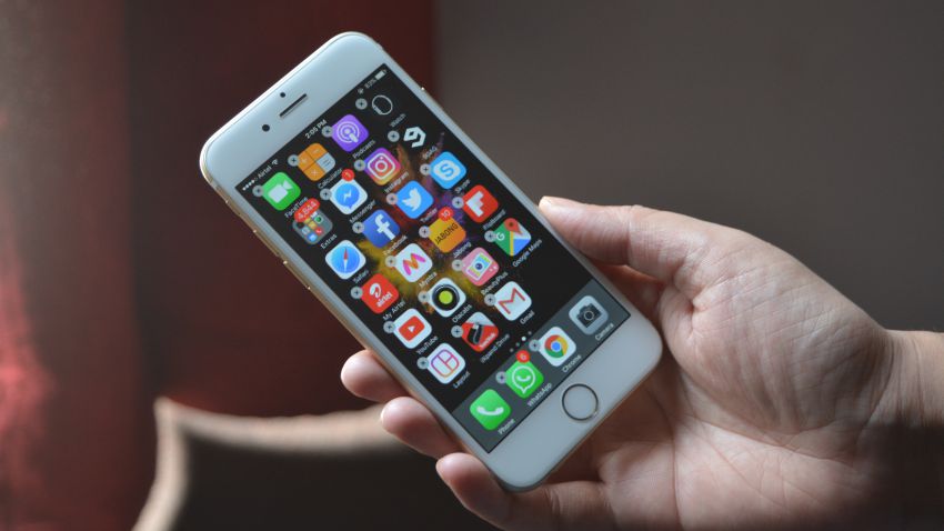 Màn hình iPhone 6S Plus 128GB Lock ấn tượng iphone 6s plus 128 gb lock hinh anh 2