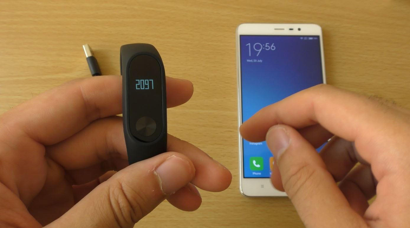 xiaomi dan dau thi phan thiet bi deo hinh anh 1