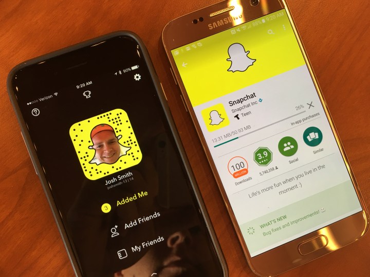 Ứng dụng dành riêng cho iOS  đa số được ra mắt trước Android so sanh iphone 8 moi 256 gb hinh anh 1