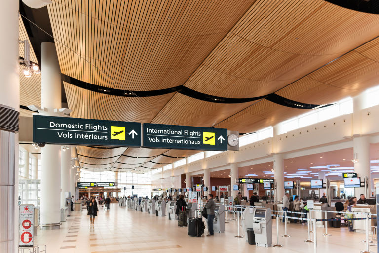 5. Điều hướng bên trong sân bay hoặc trung tâm mua sắm trên iPhone 8 7 dieu duoc danh gia cao tren iphone 8 moi hinh 6