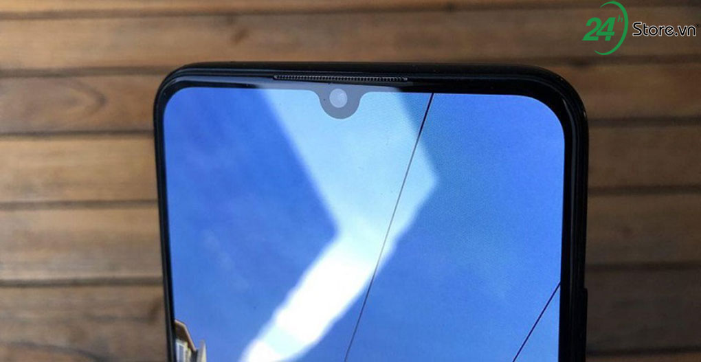 vivo v11 pro chinh thuc ra mat: tai tho, camera kep, cam bien van tay duoi man hinh 2