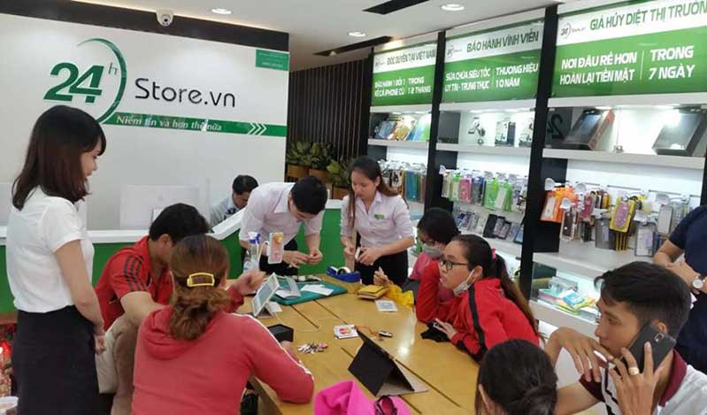 Mua Apple Watch Series 1 cũ giá rẻ tại 24hStore apple watch series 1 42mm mat nhom mau den day cao su 99 hinh anh 4