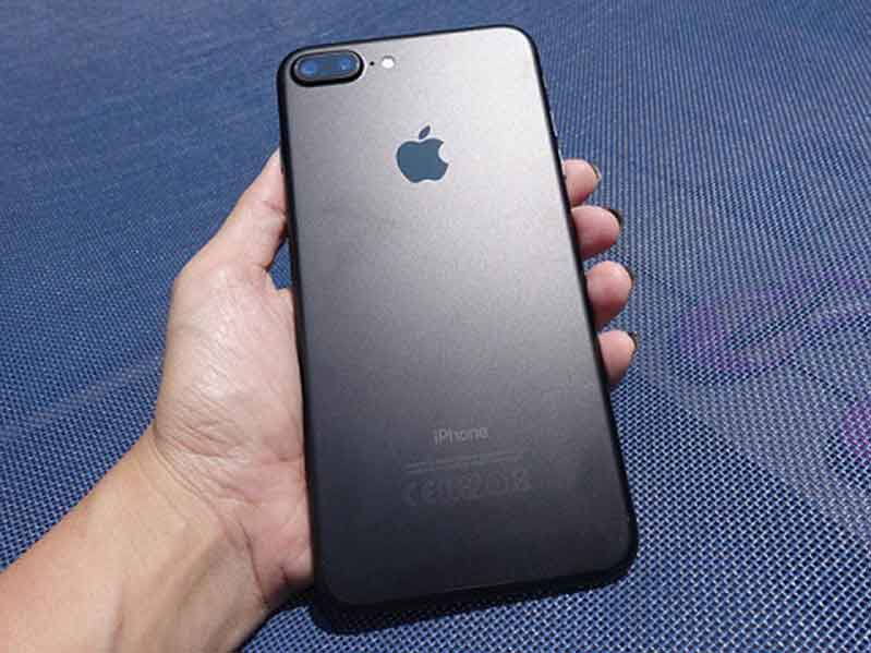 Thiết kế hoàn thiện, bắt mắt của iPhone 7 Plus CPO iphone 7 plus cpo hinh anh 2
