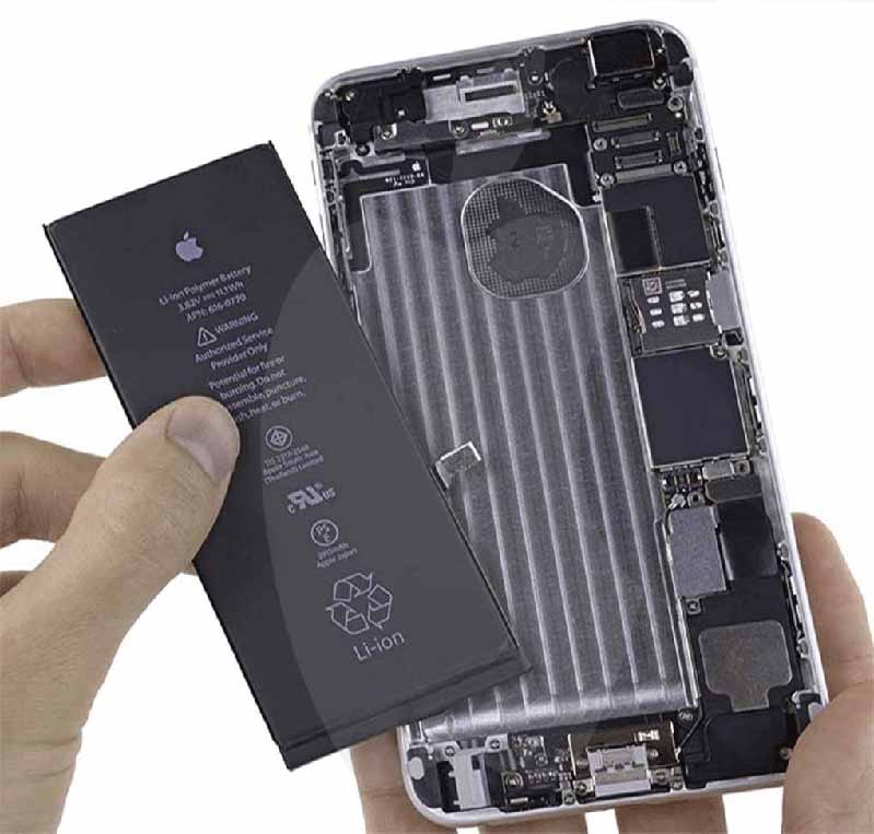 Vì sao phải thay pin iPhone ngay lập tức khi nó gặp tình huống này ảnh 2 thay pin iPhone 2