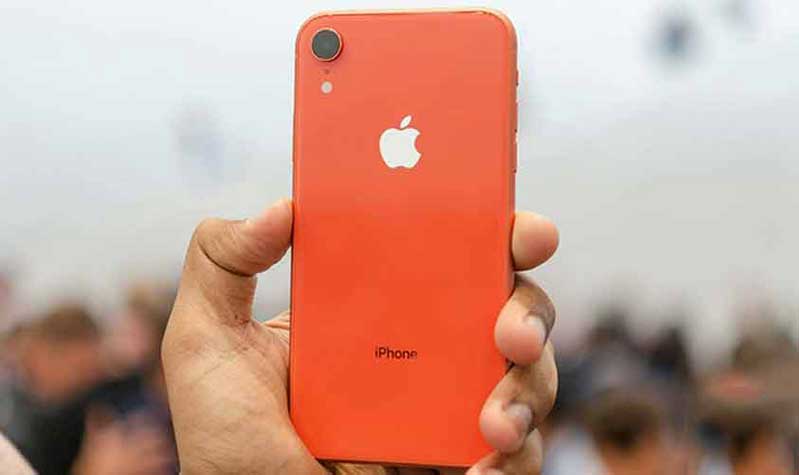 so sanh iphone xr galaxy s10s 3