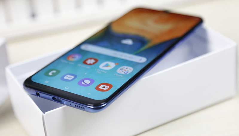 Nên mua Xiaomi Redmi Note 7 Pro hay Galaxy A30? hình 4