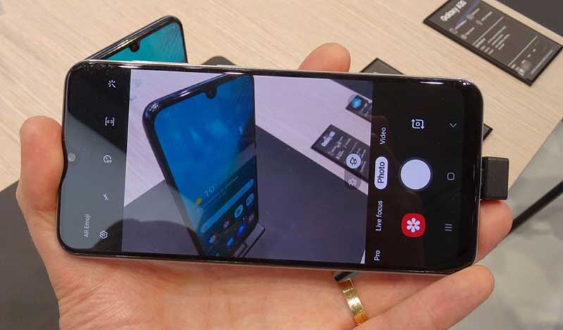 Nên mua Xiaomi Redmi Note 7 Pro hay Galaxy A30? hình 6