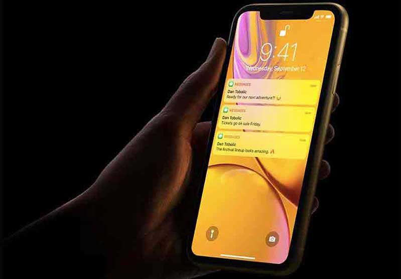 Thiết kế đa màu sắc cùng với độ nhẹ của sản phẩm được kích hoạt iphone xr 2 sim nano 03