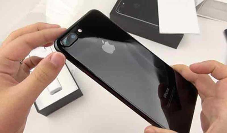 Không nên quá lạm dụng đèn fash khi chụp ảnh trên iPhone 8 256 Gb bo tui meo cach chup anh nghin like tren iphone 8 256gb don gian 2