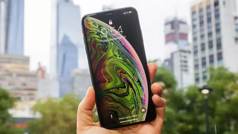 Giao diện và tính năng của iPhone XS Max