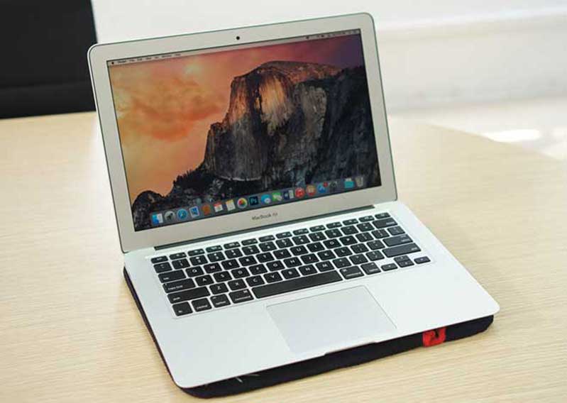 macbook air 13 inch early 2015 mjve2