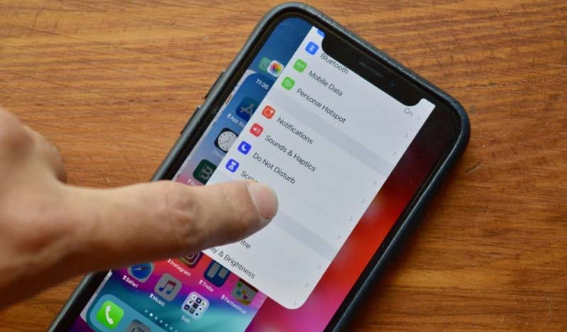 Làm chủ cử chỉ iPhone XS và iPhone XS Max - Buộc thoát ứng dụng iPhone XS và iPhone XS Max