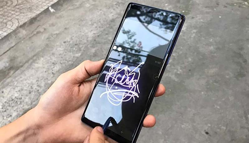 Có nên mua Samsung Galaxy Note 8 cũ ngay và liền co-nen-mua-samsung-galaxy-note-8-cu-2
