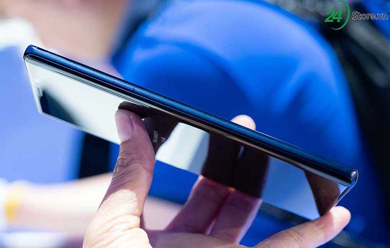 Thiết kế cực đẹp và cuốn hút của Samsung Galaxy Note 9 Viền màn hình Note 9
