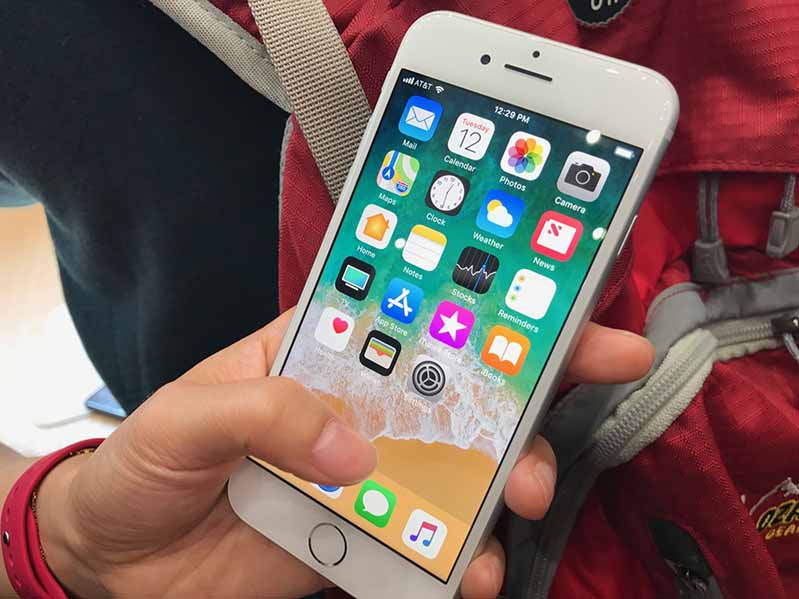 Mua iPhone 8 256Gb cũ chất lượng tại 24hstore