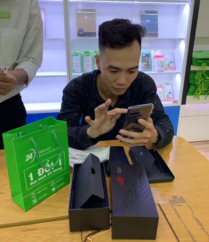 ASUS xác nhận ngừng cung cấp Rog Phone 2 một thời gian vì cháy hàng ASUS xác nhận ngừng cung cấp Rog Phone 2